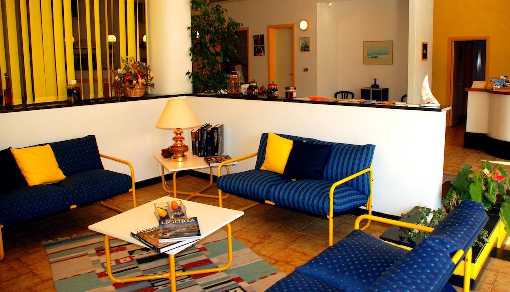 Residence Orchidea Pietra Ligure Extérieur photo