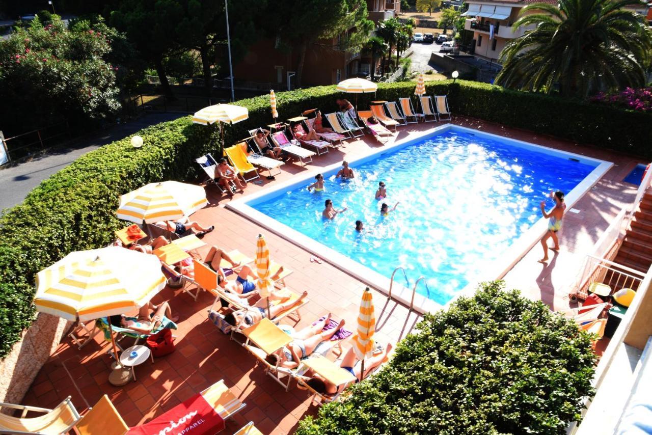 Residence Orchidea Pietra Ligure Extérieur photo